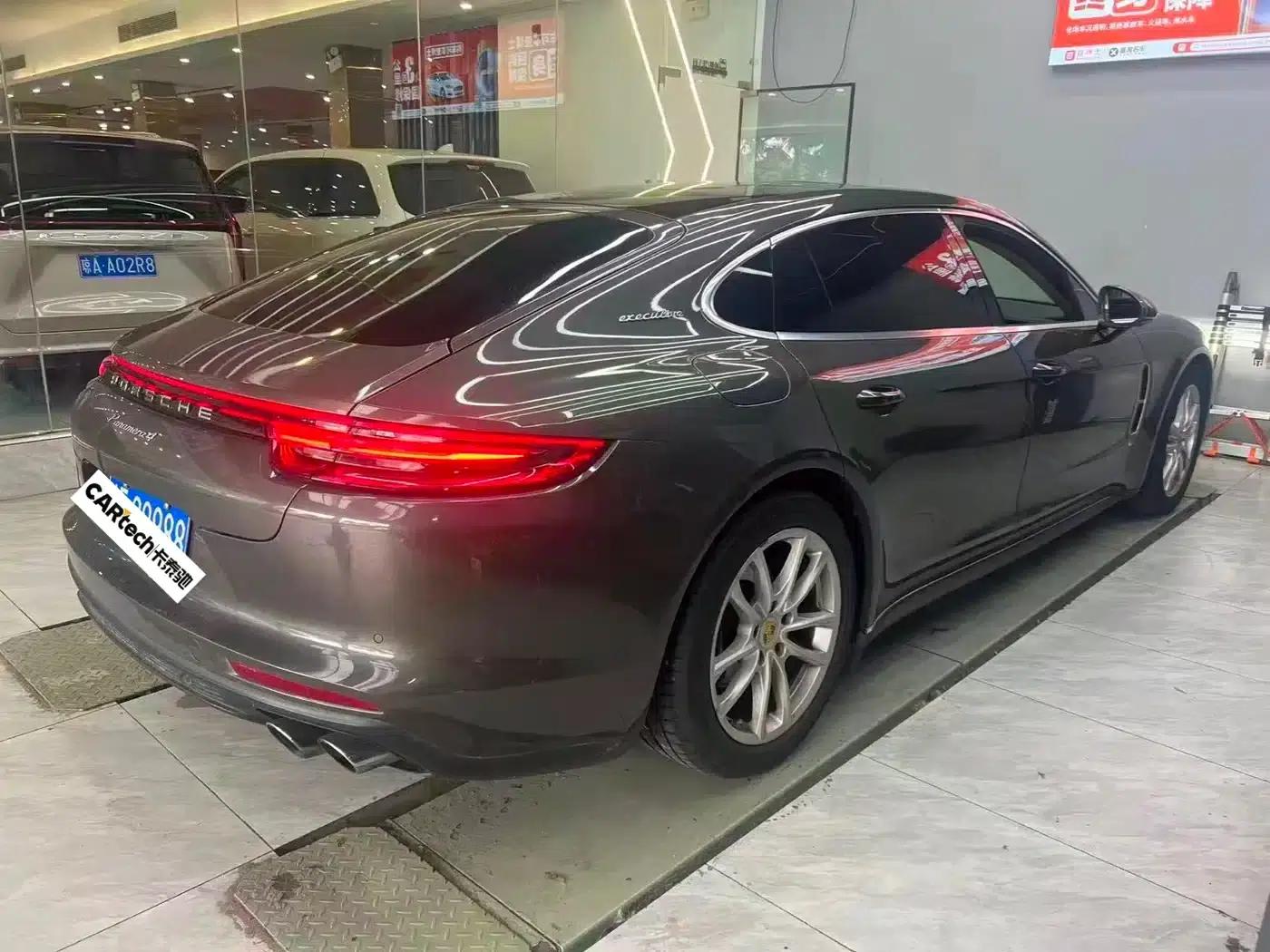 2017 Panamera 4 Executive Long Wheelbase 3.0T — миниатюра 2