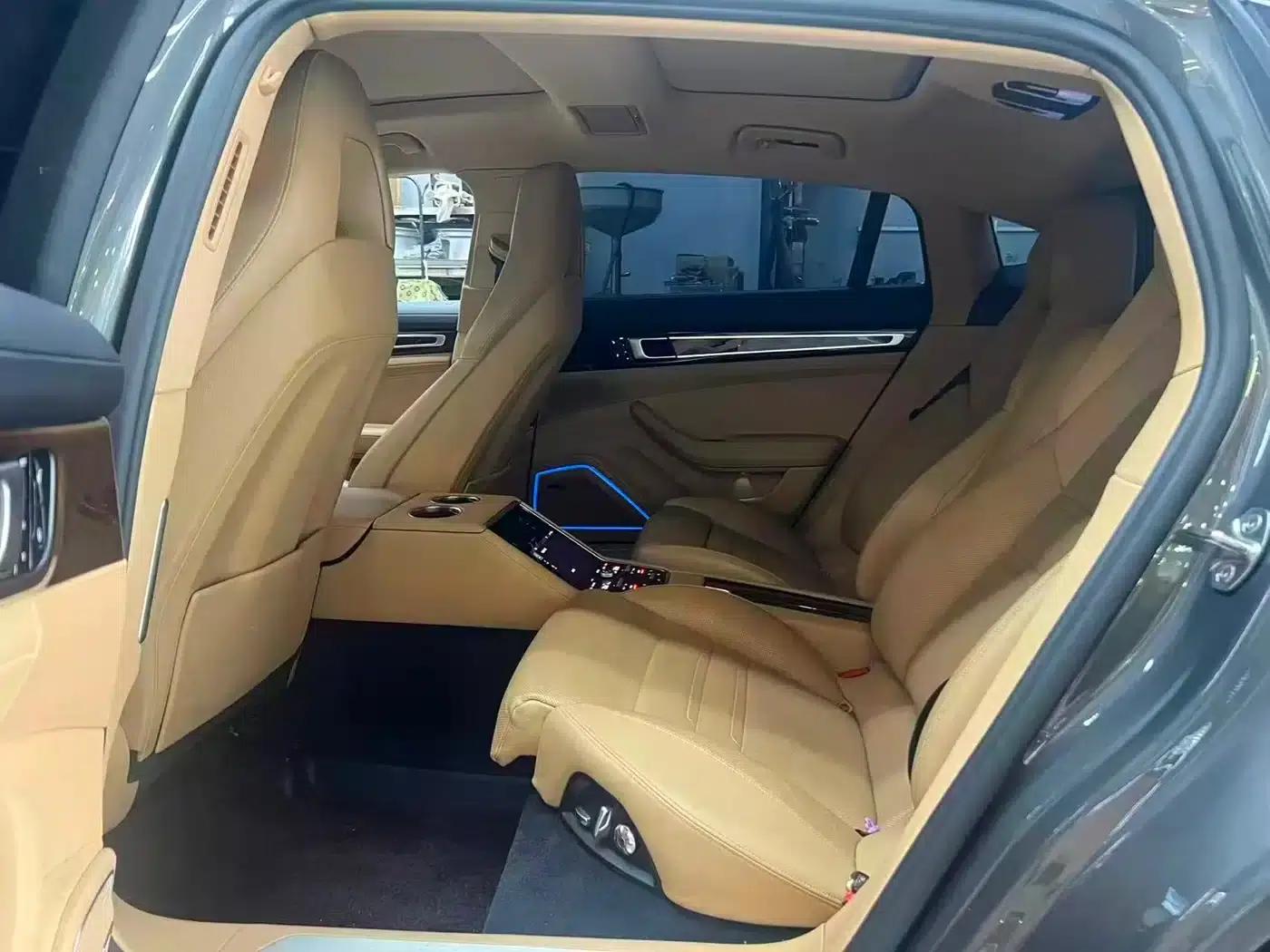 2017 Panamera 4 Executive Long Wheelbase 3.0T — миниатюра 7