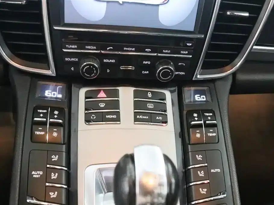 Panamera 2010 Panamera 3.6L — миниатюра 9
