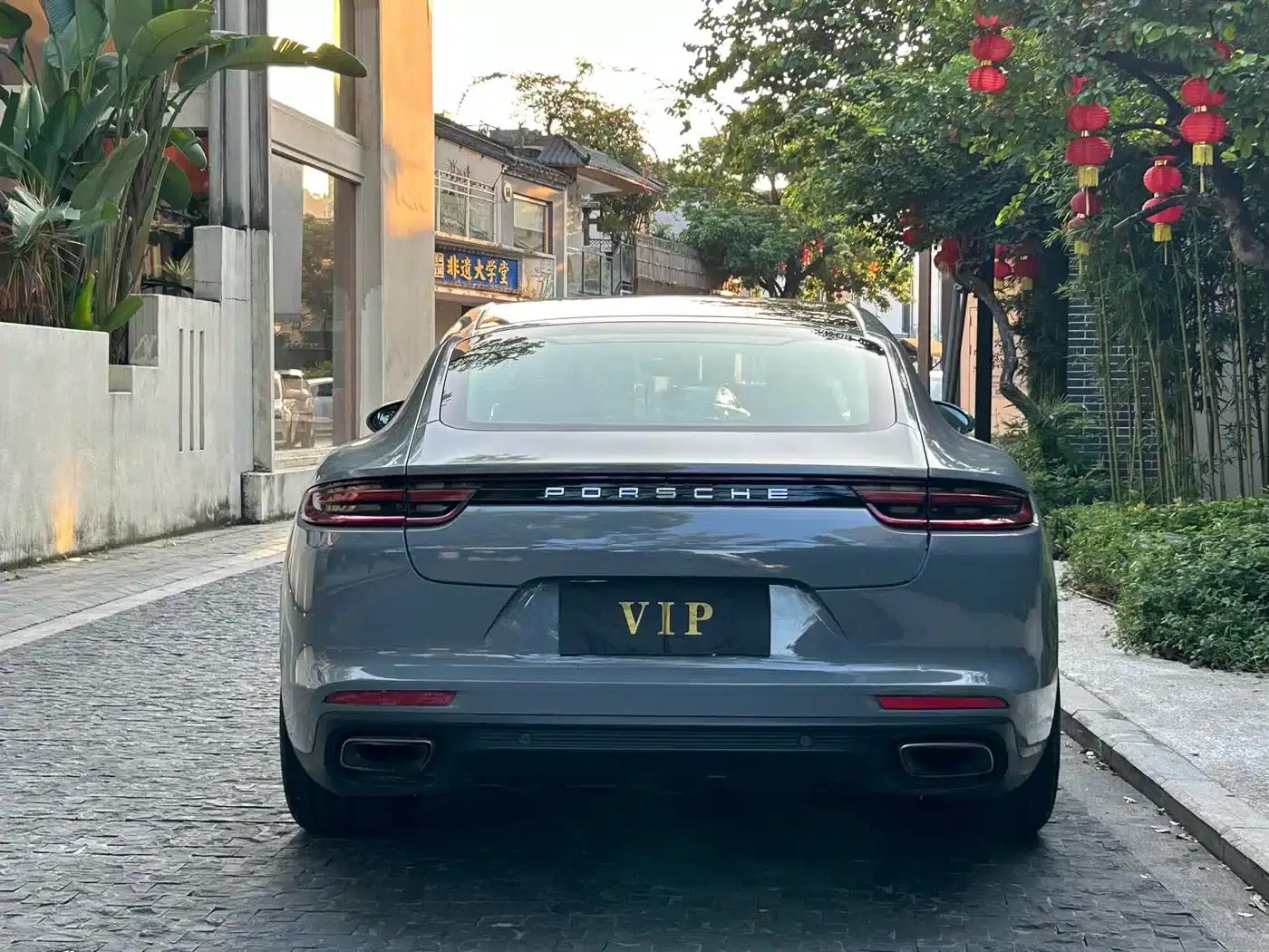 2017 Panamera Executive Long Wheelbase 3.0T — миниатюра 8