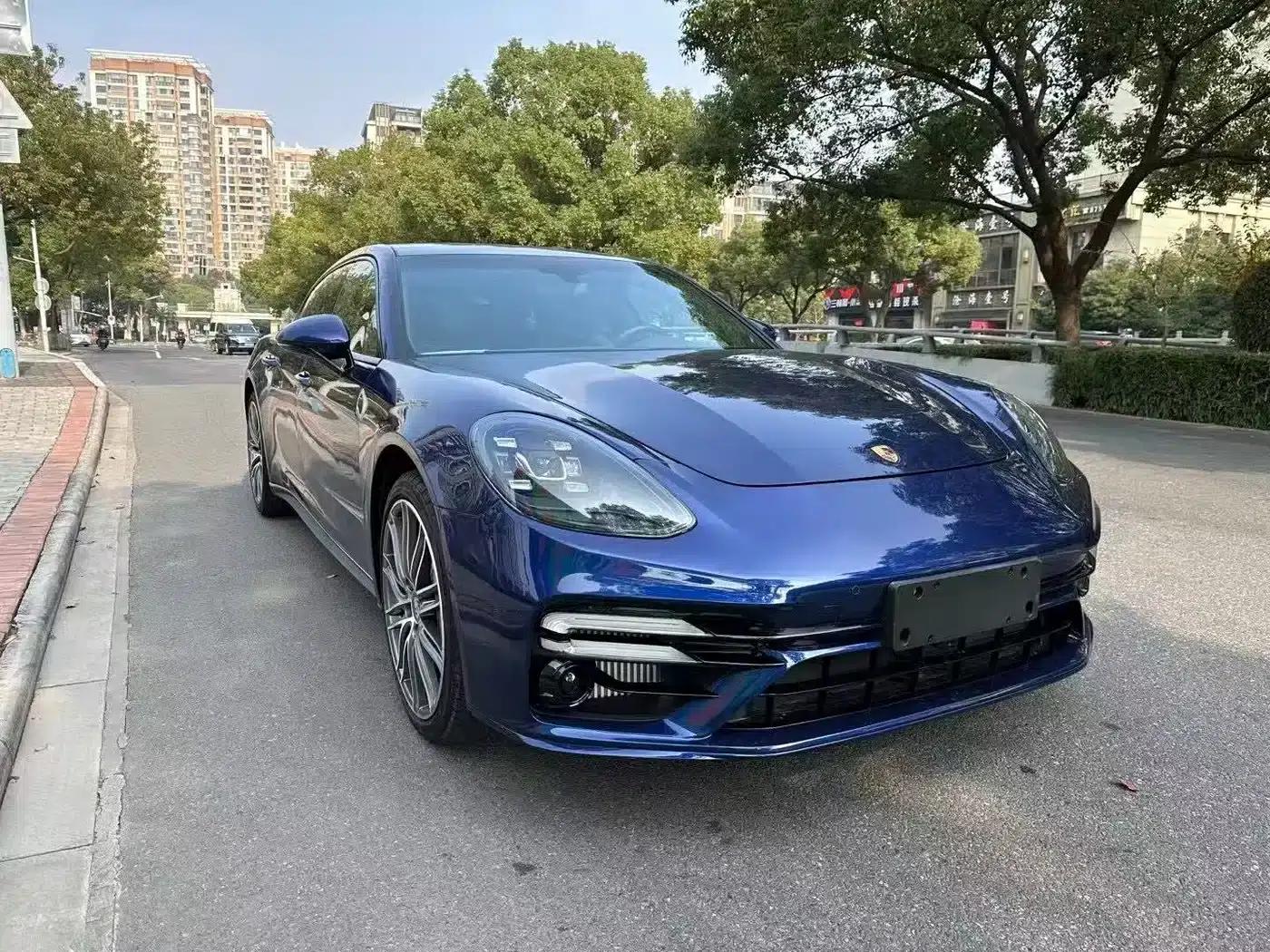 2017 Panamera 4 Executive Long Wheelbase 3.0T — миниатюра 3