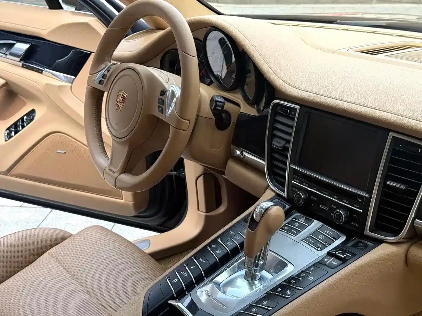 2014 Panamera 4 Executive 3.0T — миниатюра 7