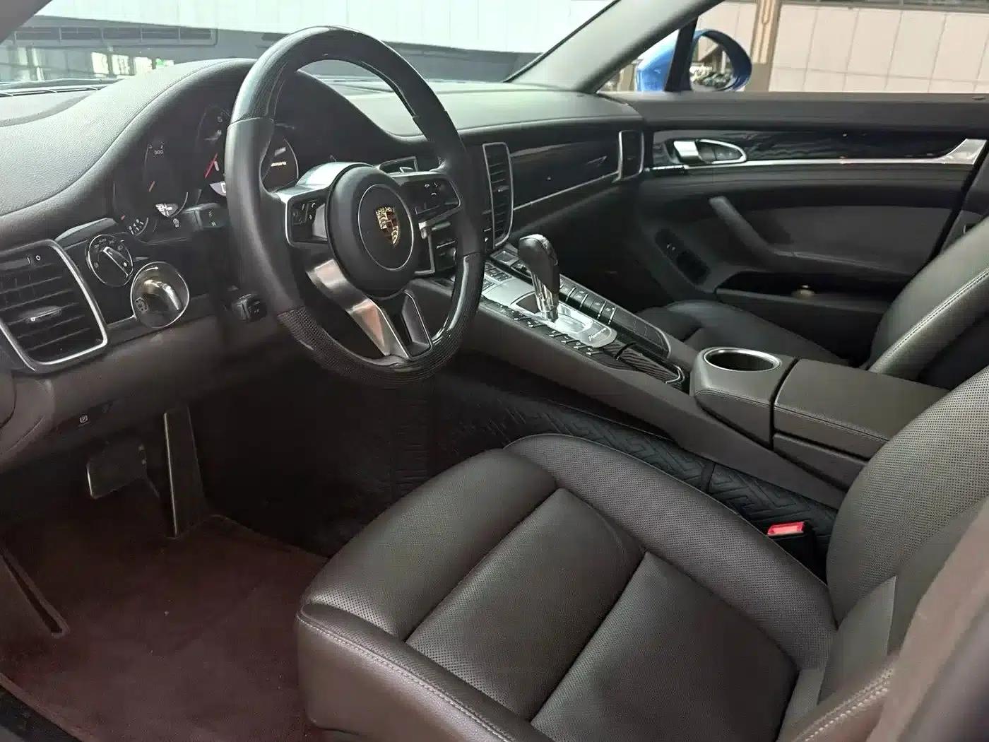 Panamera 2016 Panamera Edition 3.0T — миниатюра 6