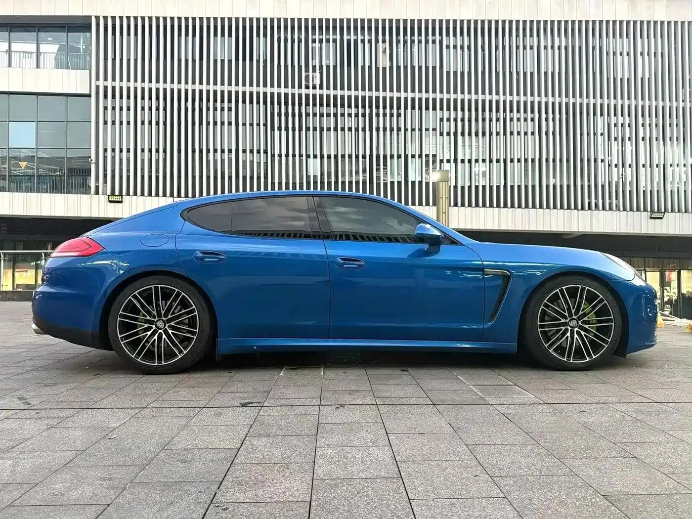 Panamera 2016 Panamera Edition 3.0T — миниатюра 9