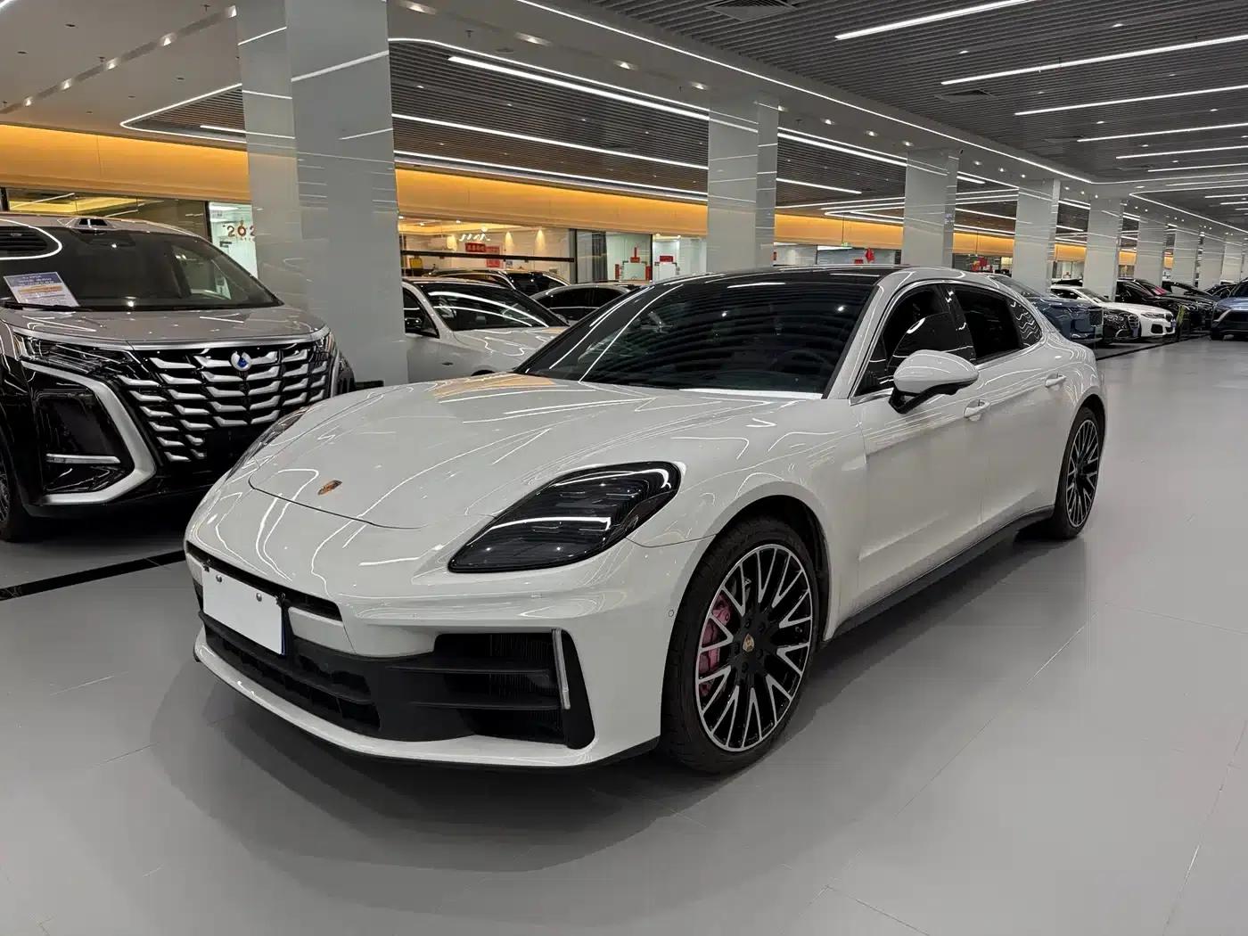 2024 Panamera 4 Executive Long Wheelbase 2.9T — миниатюра 1