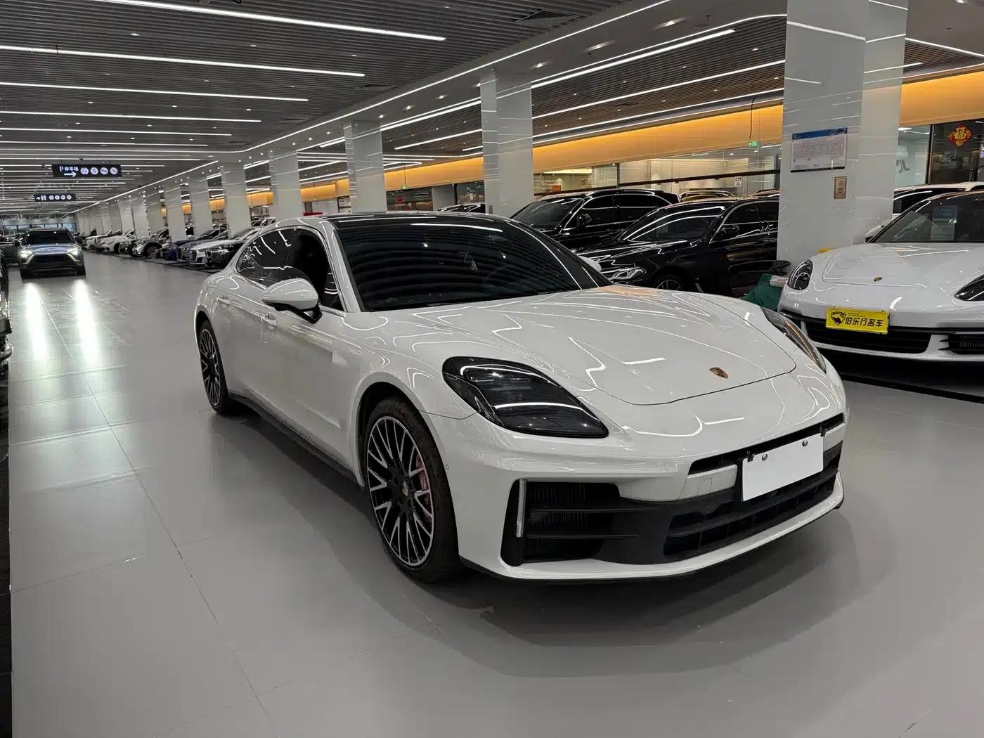 2024 Panamera 4 Executive Long Wheelbase 2.9T — миниатюра 3