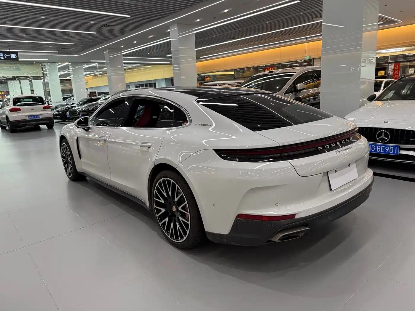 2024 Panamera 4 Executive Long Wheelbase 2.9T — миниатюра 6