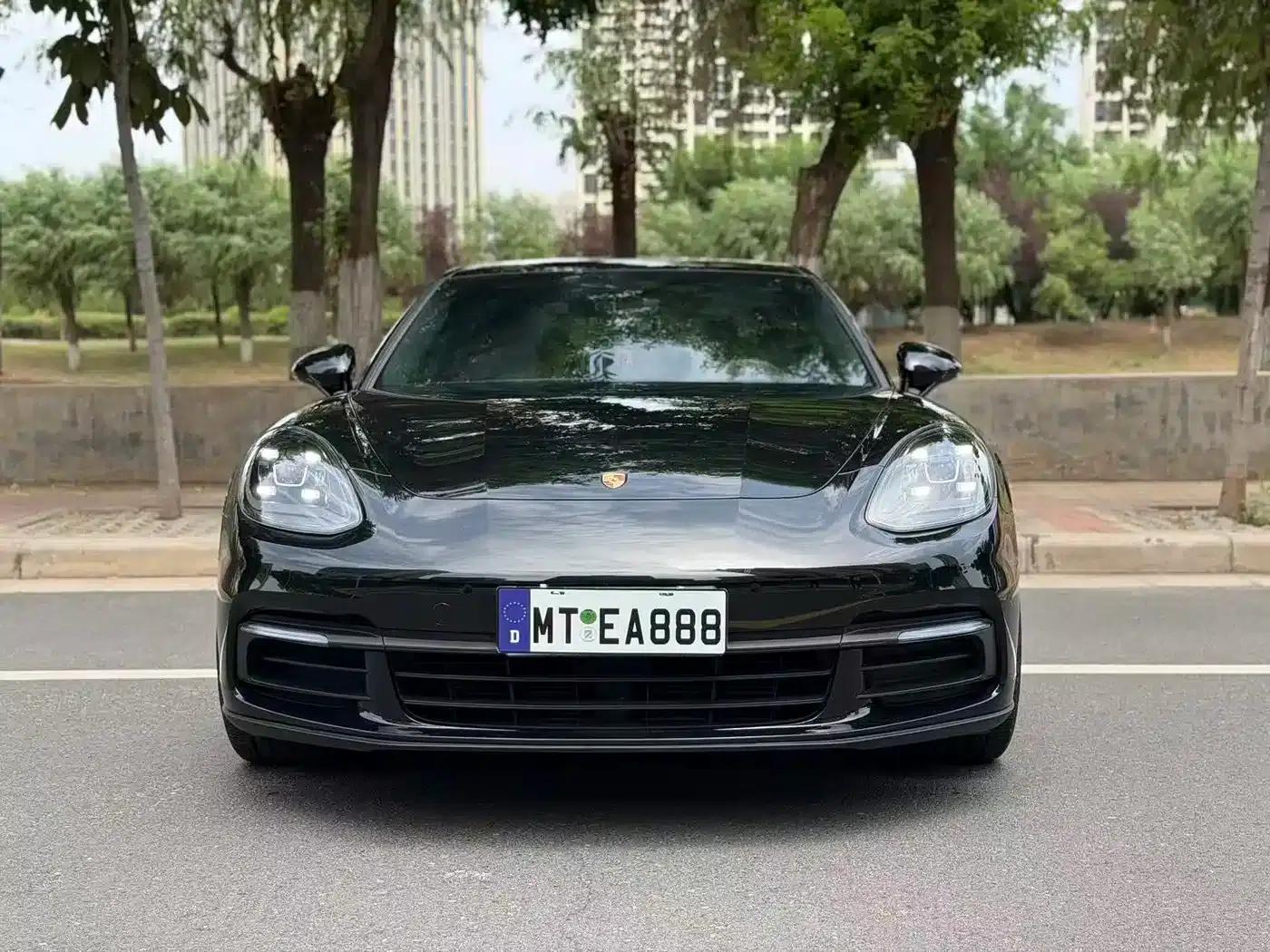 2017 Panamera 3.0T — миниатюра 2