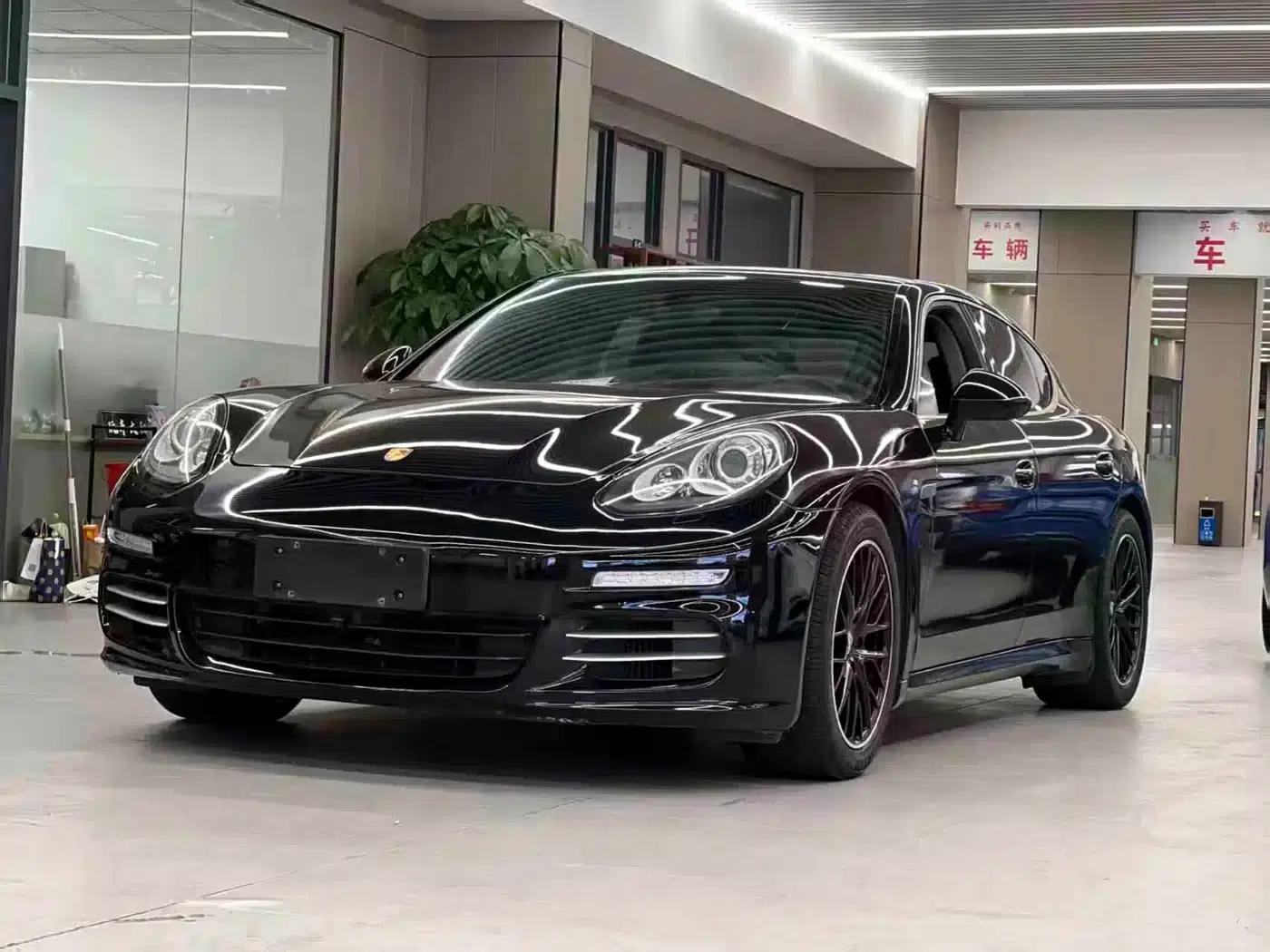Panamera 2010 Panamera 3.6L — миниатюра 1