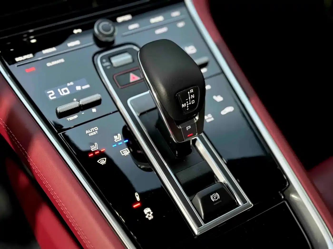 2023 Panamera Executive Long Wheelbase Platinum Edition 2.9T — миниатюра 20