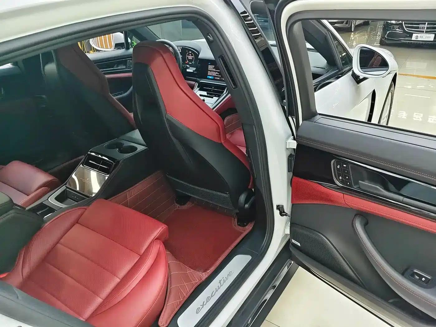 2024 Panamera Executive Long Wheelbase 2.9T — миниатюра 20