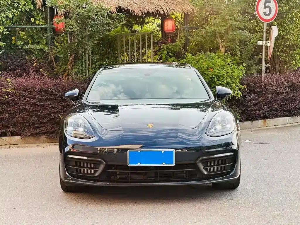 2022 Panamera 2.9T Platinum Edition — миниатюра 2