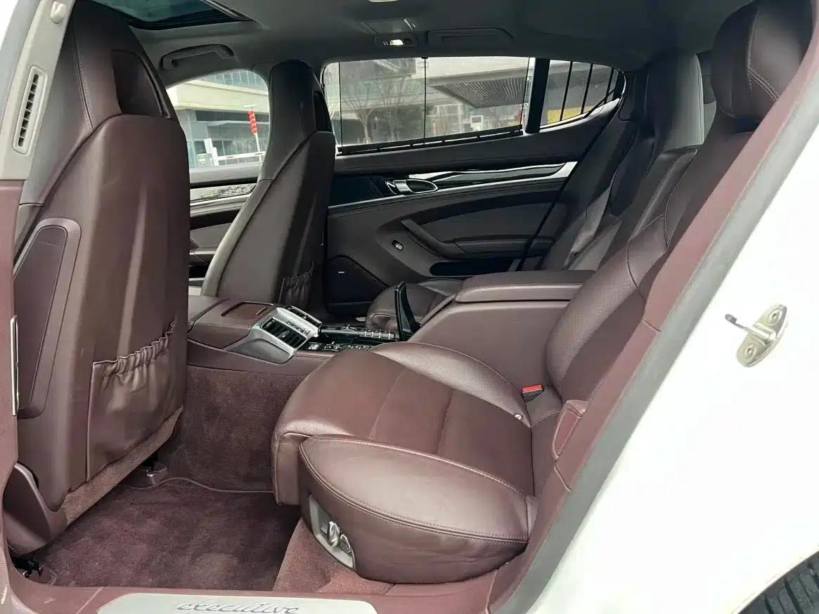 Panamera 2014 Panamera 4S Sport Edition 3.0T — миниатюра 15