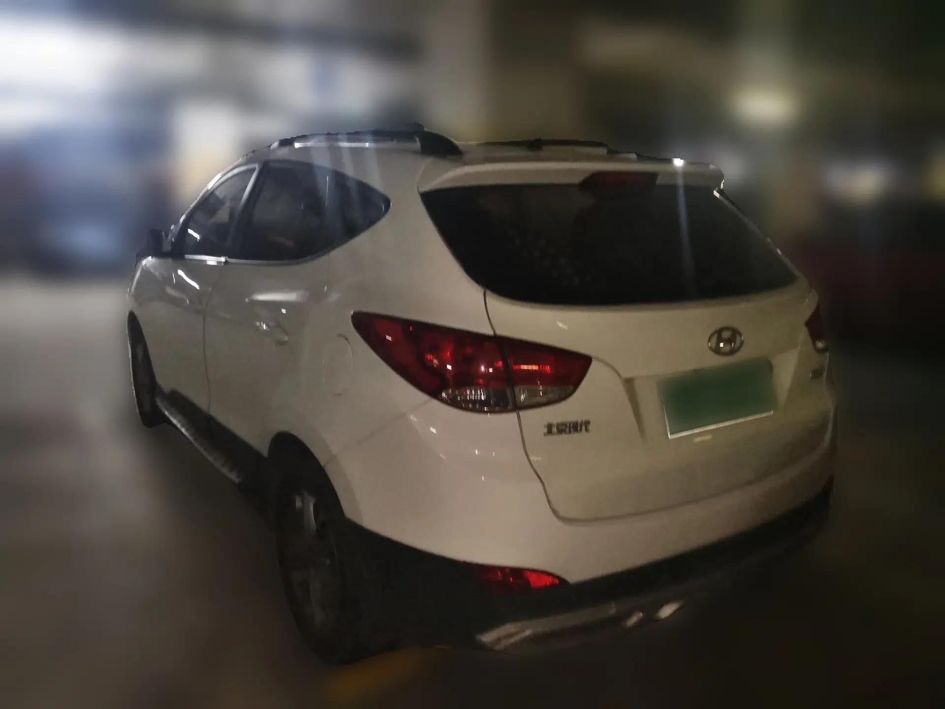 Hyundai ix35 2015 2.0L Automatic 2WD Comfort Edition China V Standard — миниатюра 4