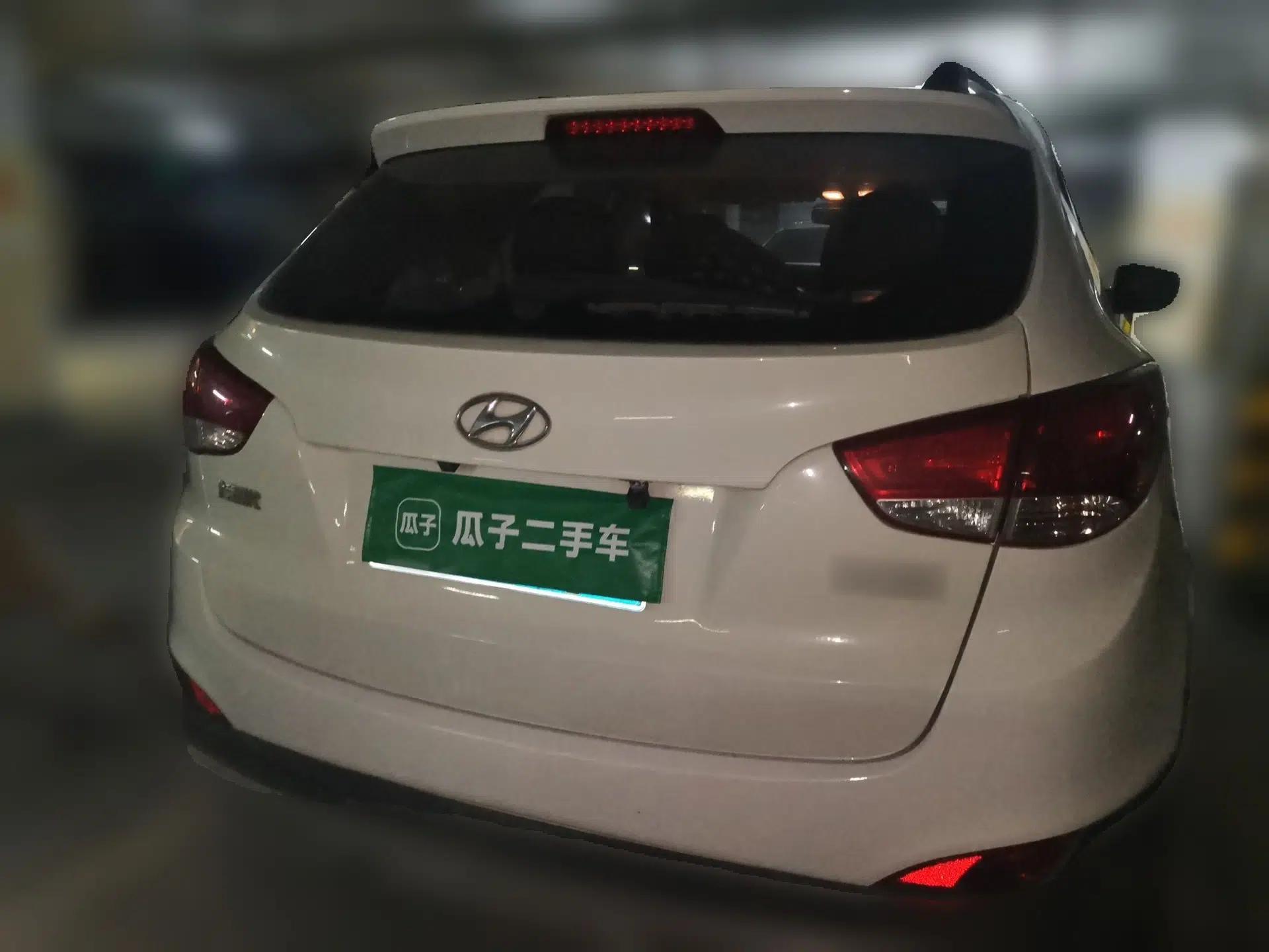 Hyundai ix35 2015 2.0L Automatic 2WD Comfort Edition China V Standard — миниатюра 5