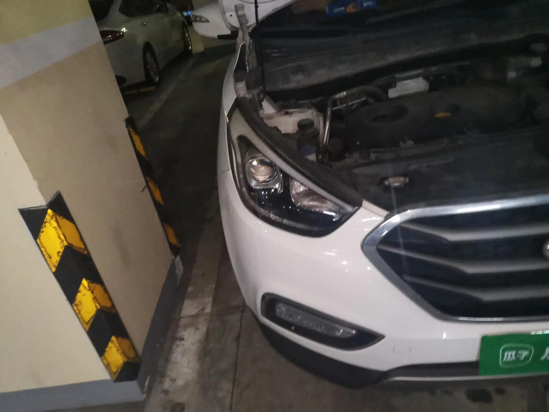 Hyundai ix35 2015 2.0L Automatic 2WD Comfort Edition China V Standard — миниатюра 7