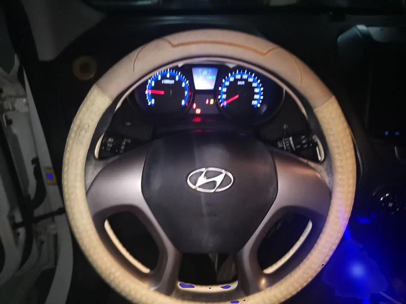Hyundai ix35 2015 2.0L Automatic 2WD Comfort Edition China V Standard — миниатюра 10