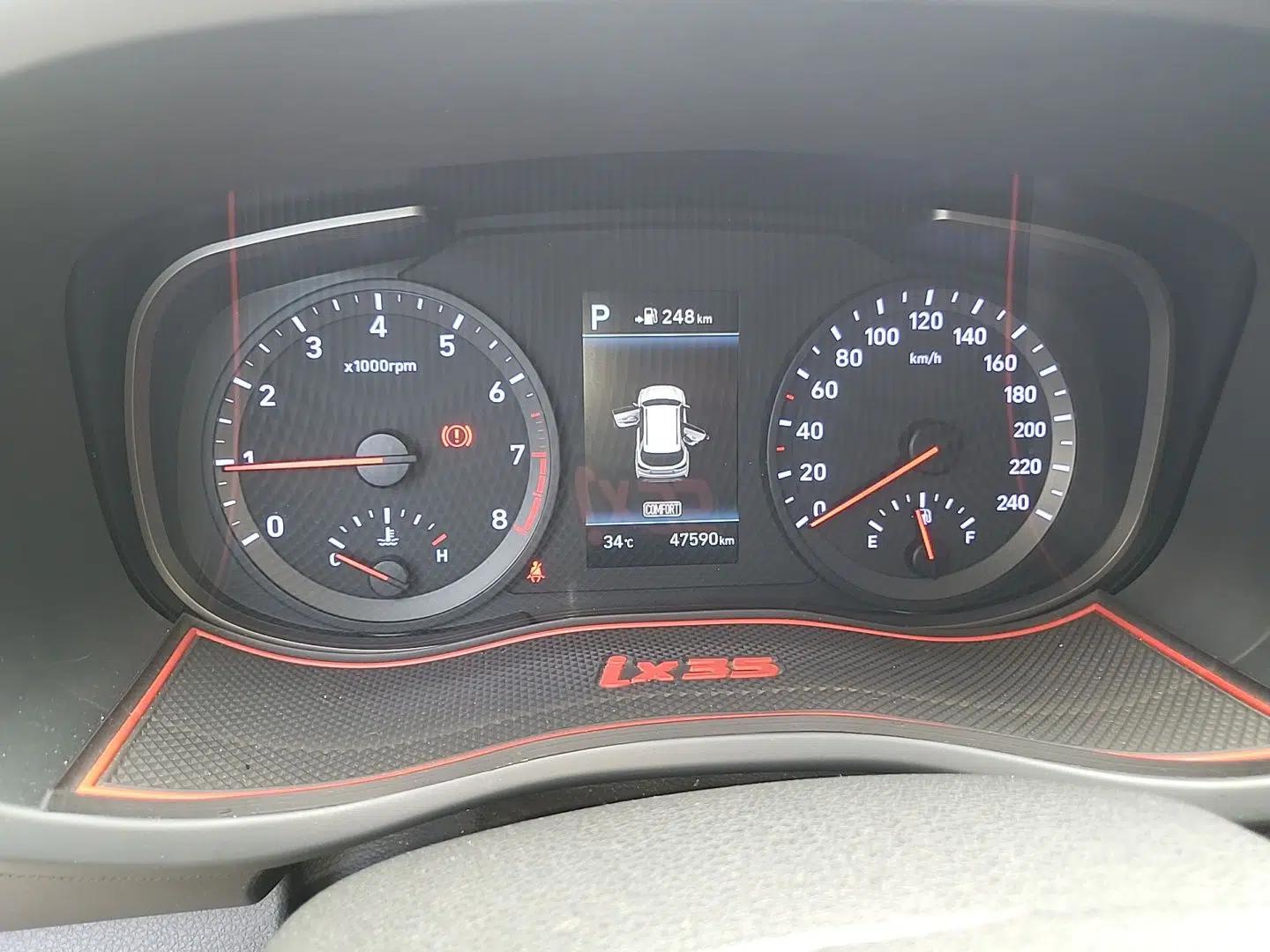 Hyundai ix35 2018 2.0L Automatic 2WD Zhiyong·Changxiang Edition — миниатюра 11