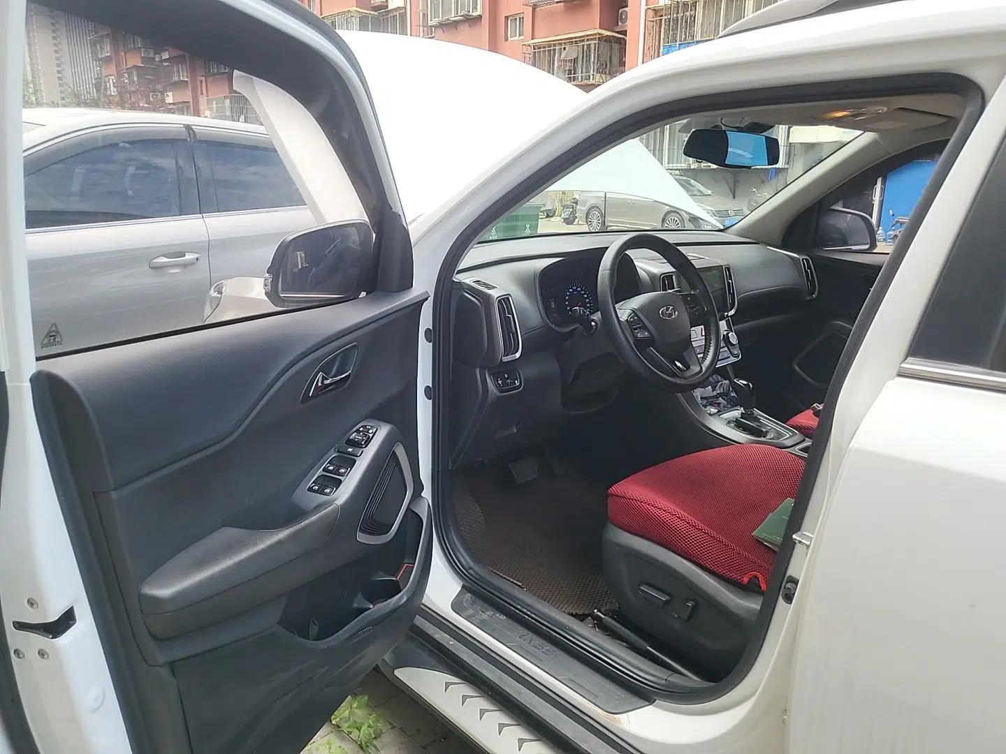 Hyundai ix35 2018 2.0L Automatic 2WD Zhiyong·Changxiang Edition — миниатюра 16