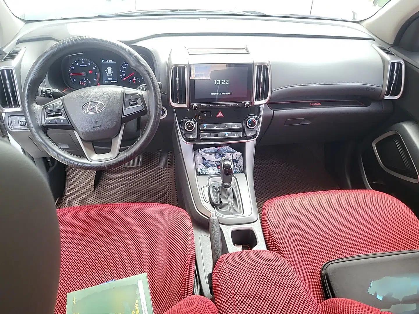 Hyundai ix35 2018 2.0L Automatic 2WD Zhiyong·Changxiang Edition — миниатюра 9