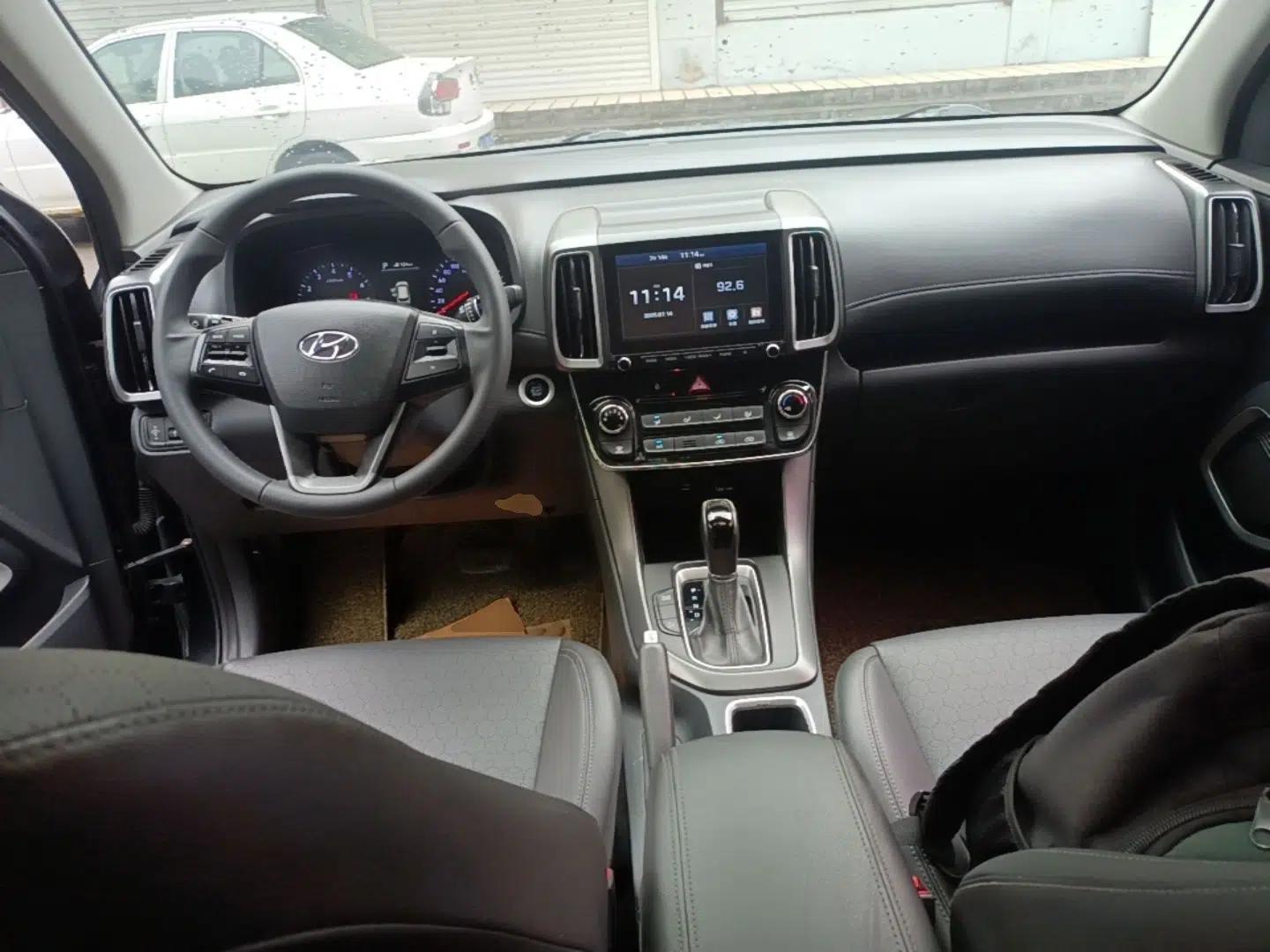 Hyundai ix35 2018 2.0L Automatic 2WD Zhiyong·Changxiang Edition — миниатюра 17