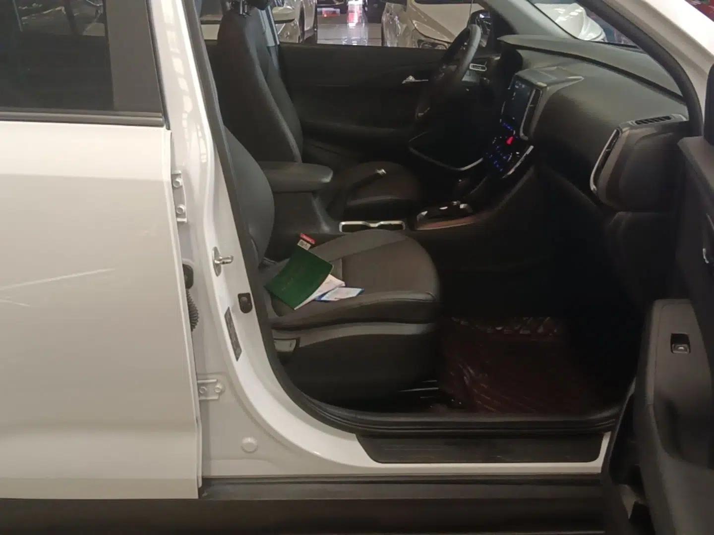 Hyundai ix35 2019 2.0L Automatic 2WD Zhiyong·Changxiang Edition China V Standard — миниатюра 19