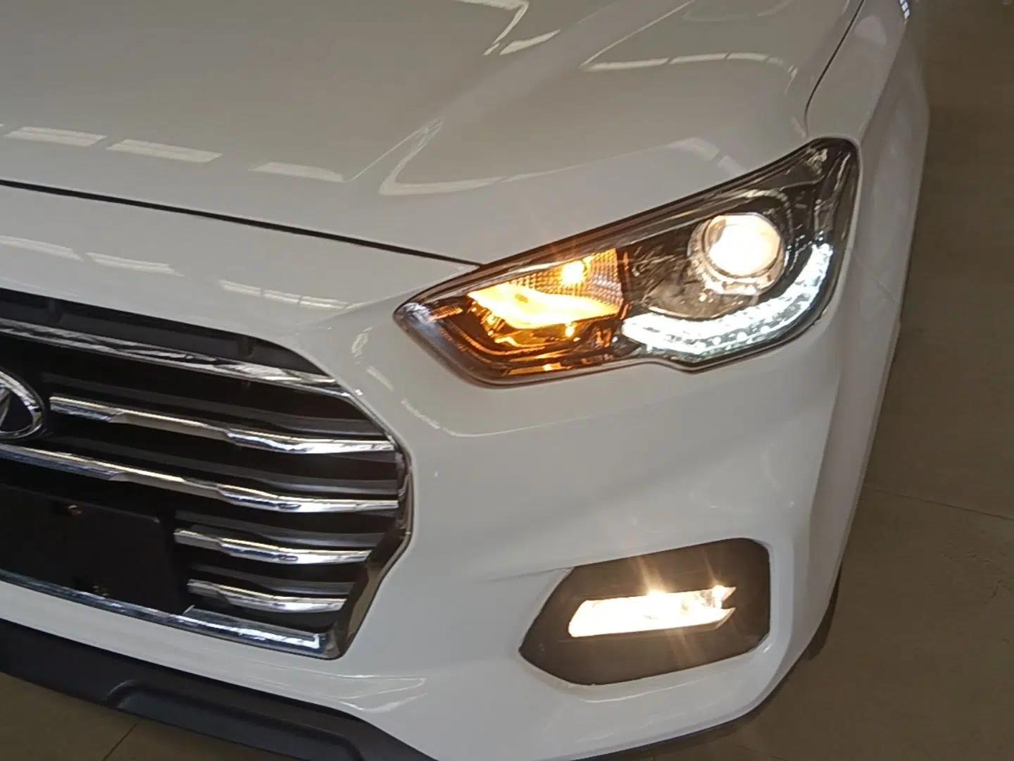 Hyundai ix35 2019 2.0L Automatic 2WD Zhiyong·Changxiang Edition China V Standard — миниатюра 8