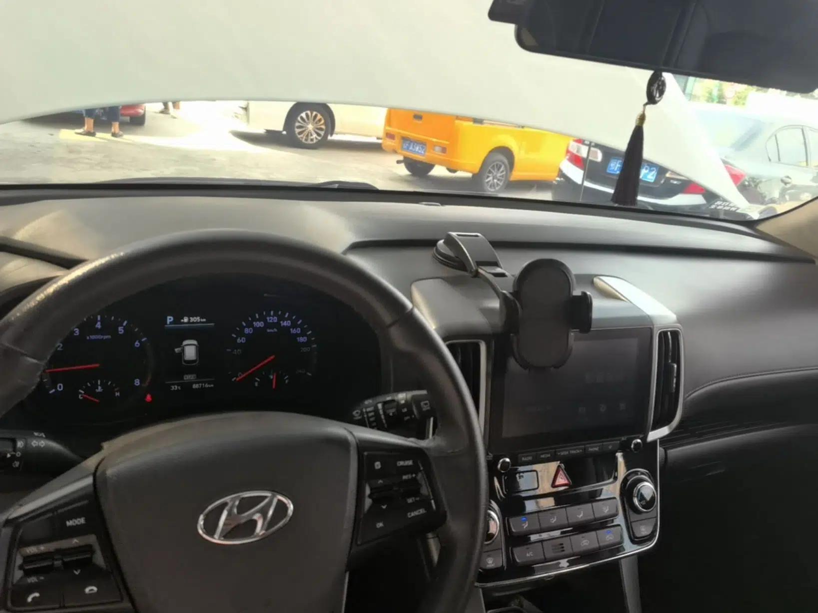 Hyundai ix35 2018 2.0L Automatic 2WD Zhiyong·Changxiang Edition — миниатюра 12