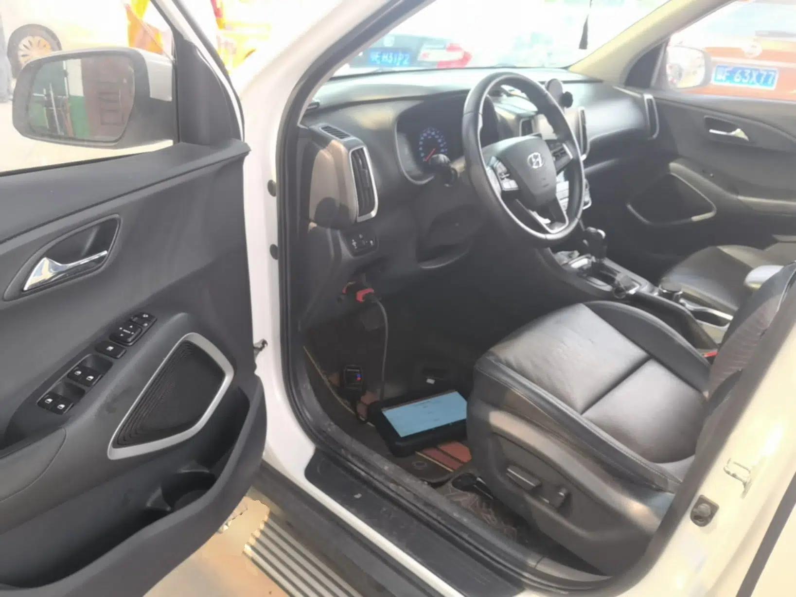 Hyundai ix35 2018 2.0L Automatic 2WD Zhiyong·Changxiang Edition — миниатюра 18