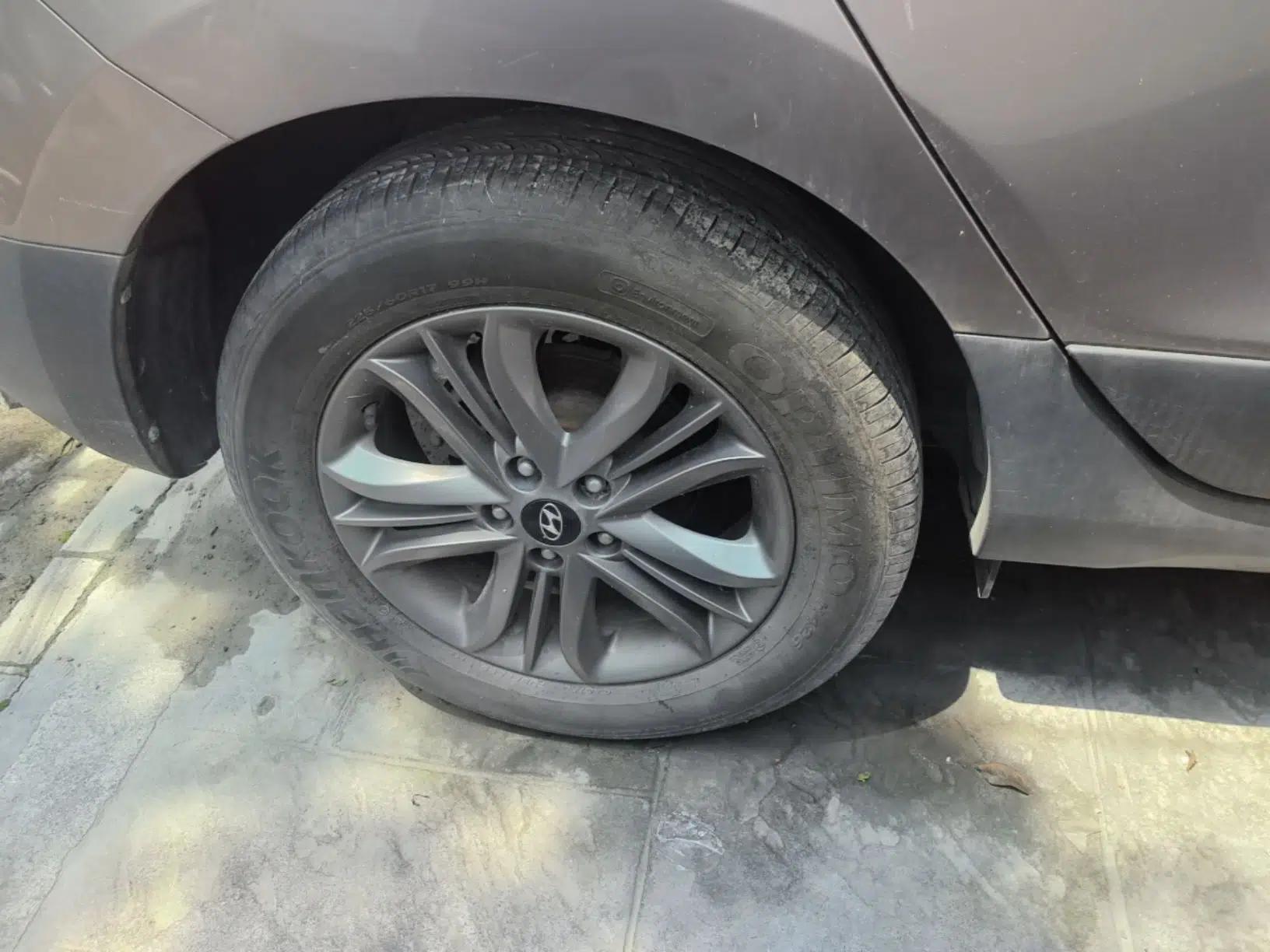 Hyundai ix35 2015 2.0L Automatic 2WD Smart Version China V Standard — миниатюра 11