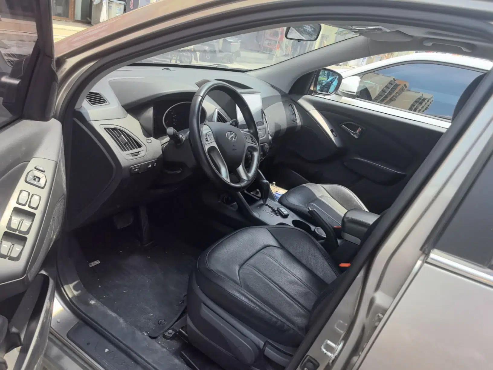 Hyundai ix35 2015 2.0L Automatic 2WD Smart Version China V Standard — миниатюра 18