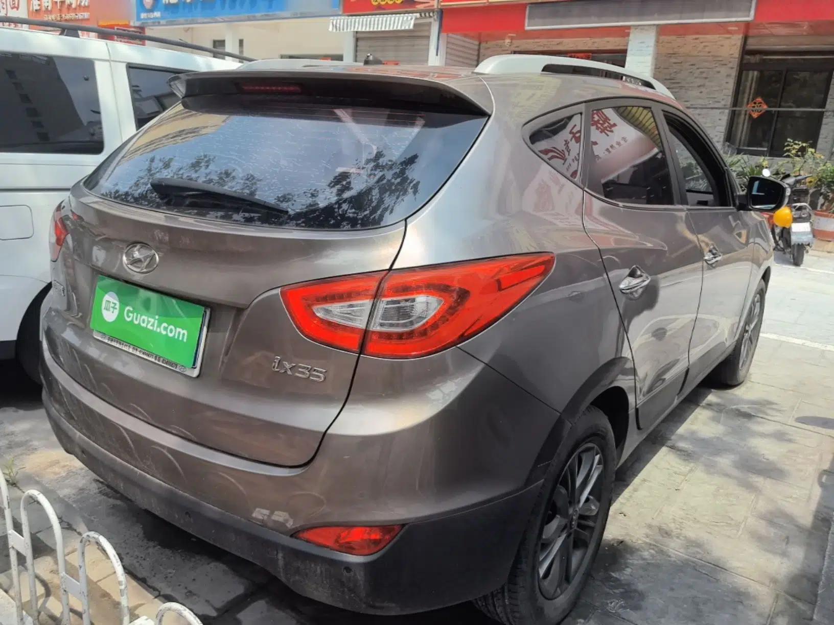 Hyundai ix35 2015 2.0L Automatic 2WD Smart Version China V Standard — миниатюра 6
