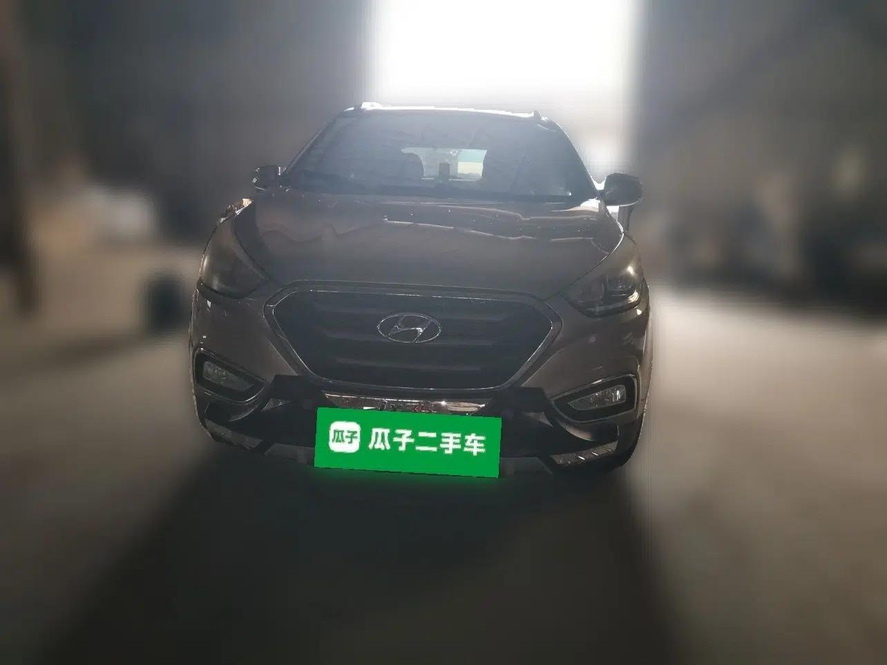 Hyundai ix35 2013 2.0L Automatic 2WD Comfort GL China IV Standard — миниатюра 2