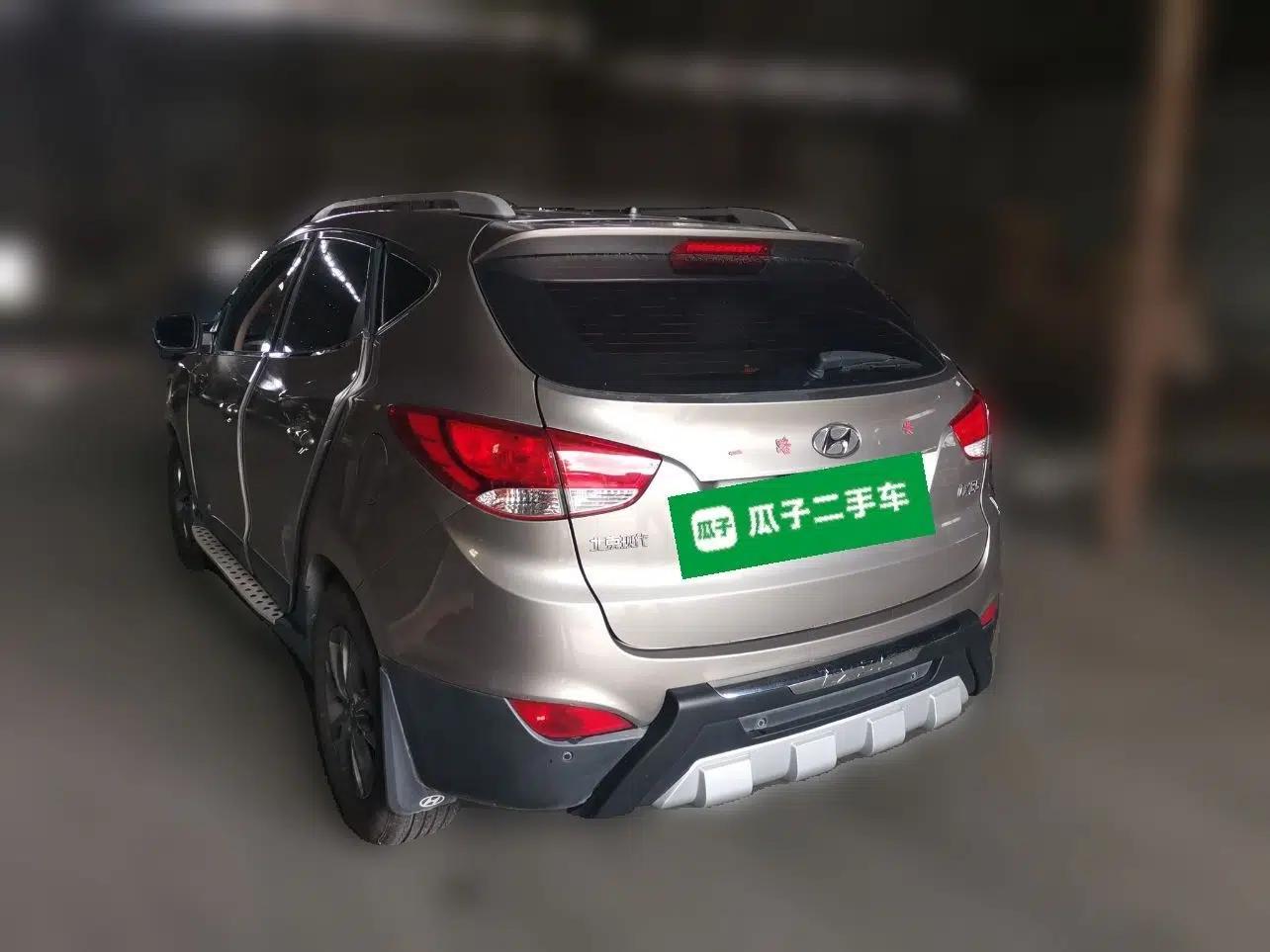 Hyundai ix35 2013 2.0L Automatic 2WD Comfort GL China IV Standard — миниатюра 4