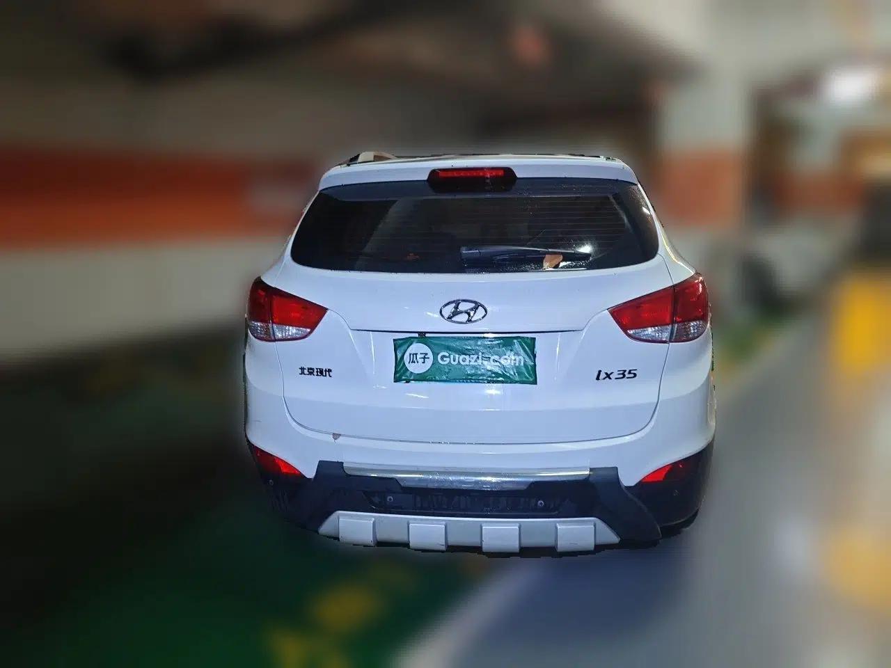 Hyundai ix35 2012 2.0L Automatic Two-Wheel Drive Elite Edition GLS — миниатюра 5