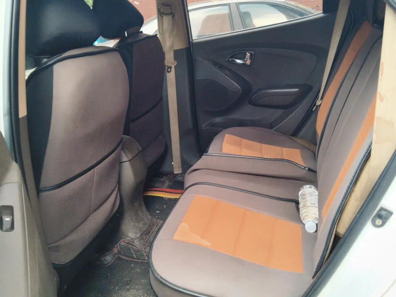 Hyundai ix35 2013 2.0L Automatic 2WD Comfort GL China IV Standard — миниатюра 17
