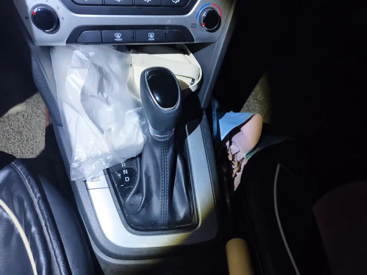 Hyundai Elantra (6th Generation / Lingdong) 2016 1.6L Automatic ZhiXuan – Elite Version — миниатюра 14
