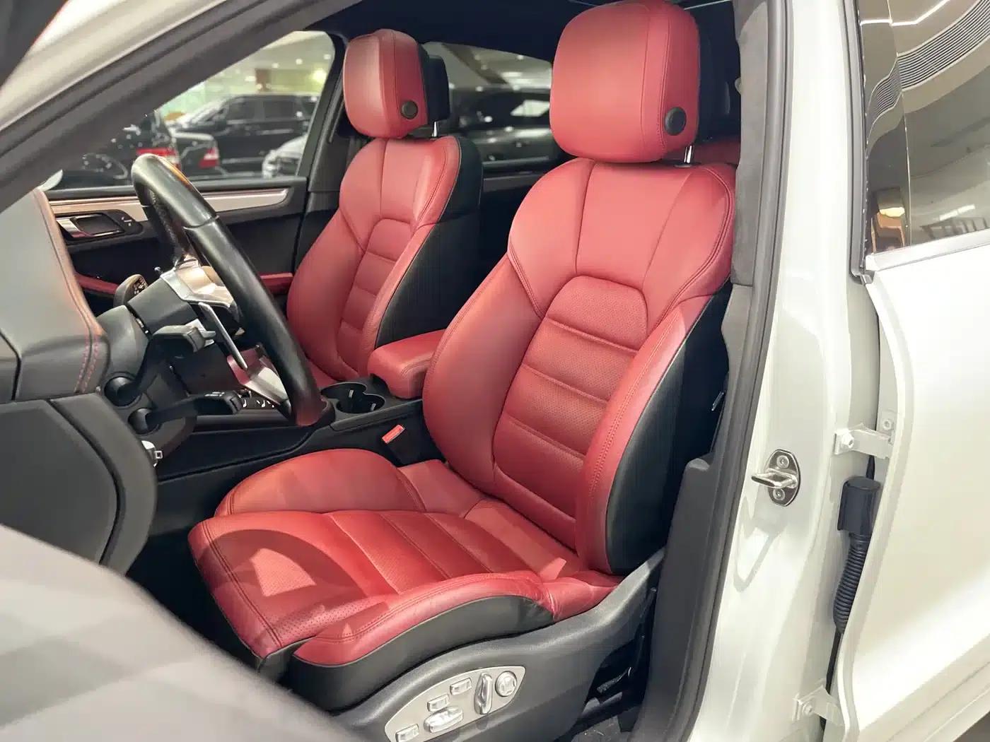 2017 Macan Turbo 3.6T — миниатюра 12