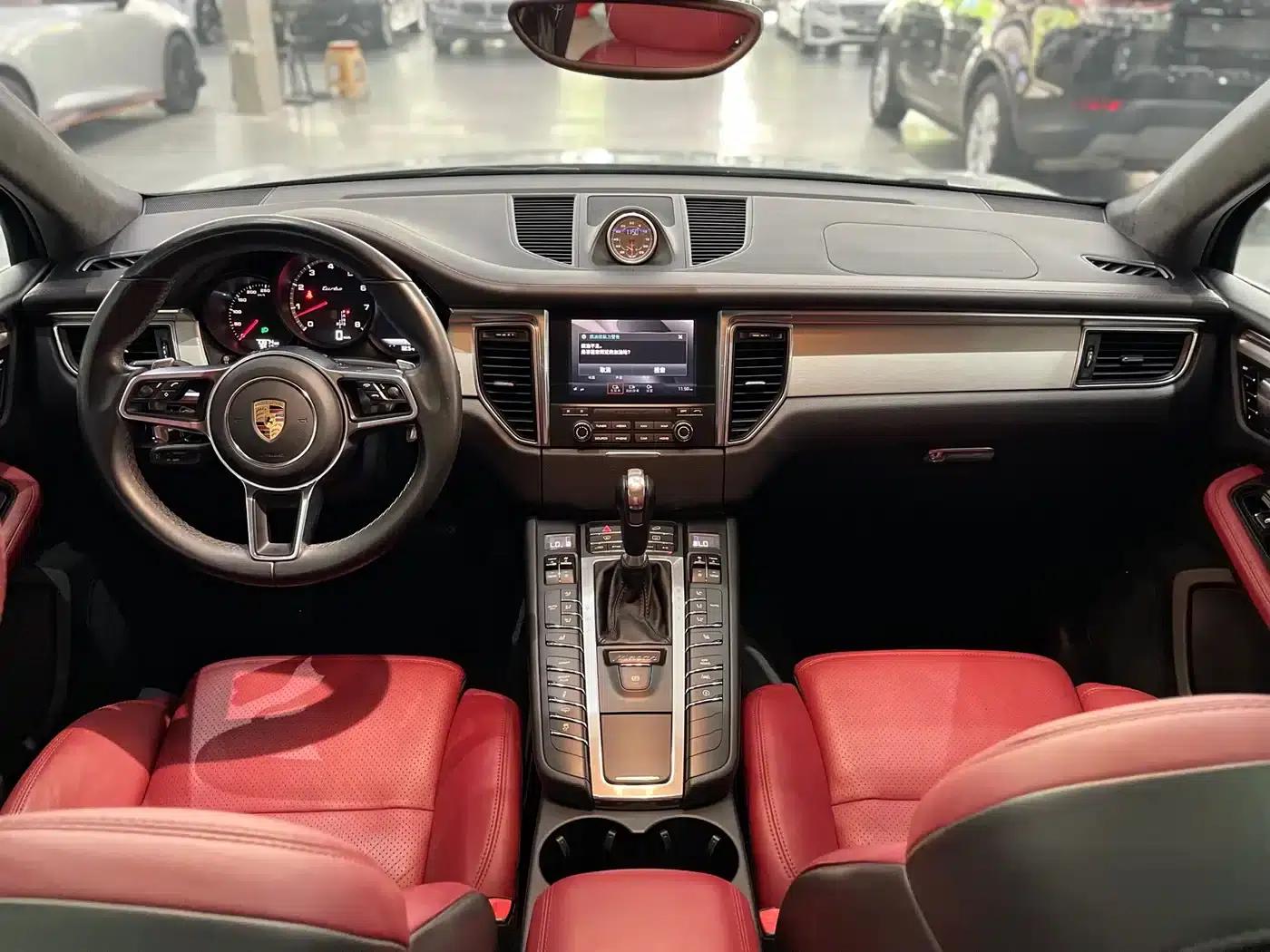 2017 Macan Turbo 3.6T — миниатюра 7
