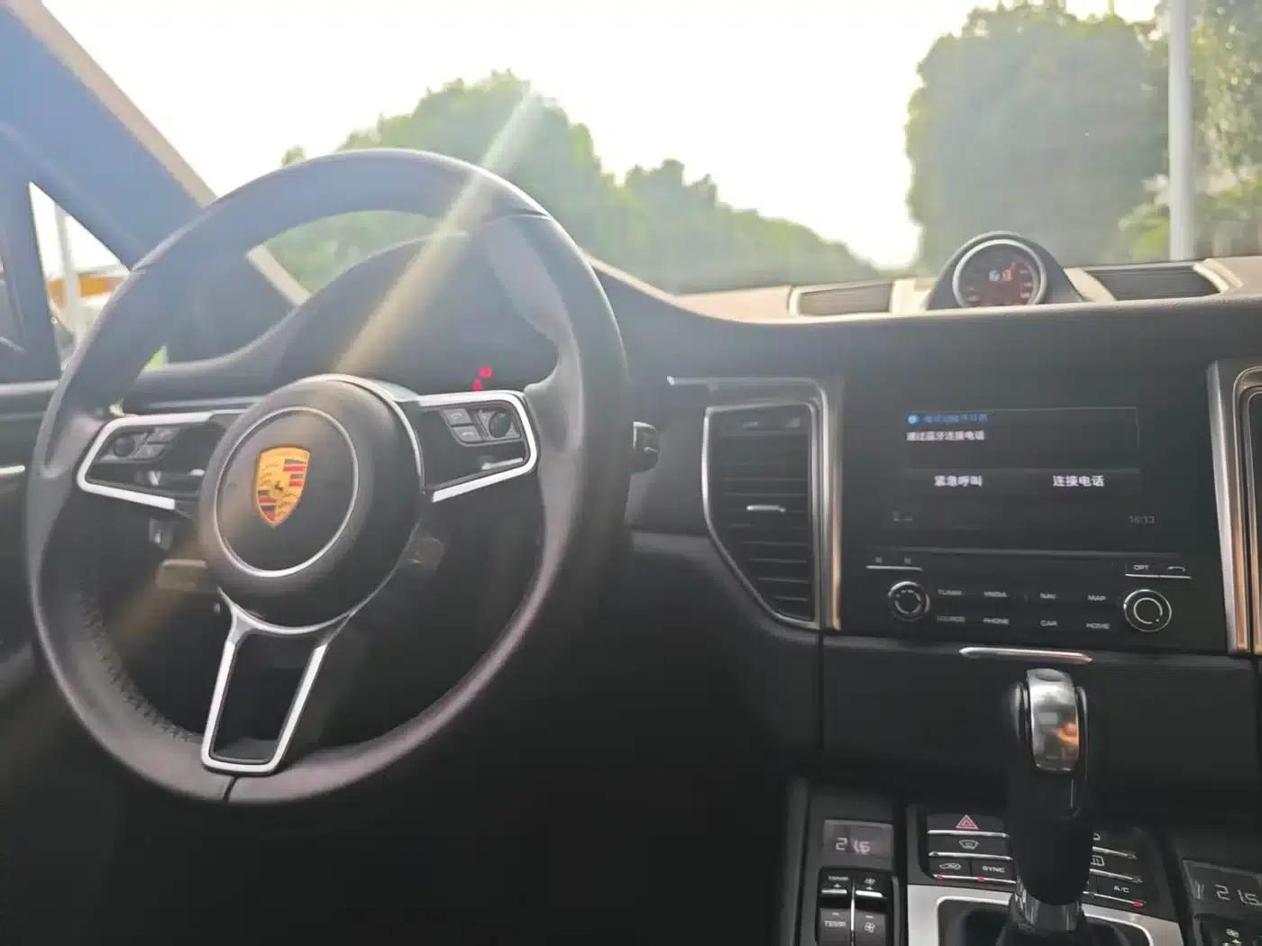 2017 Macan 2.0T — миниатюра 10