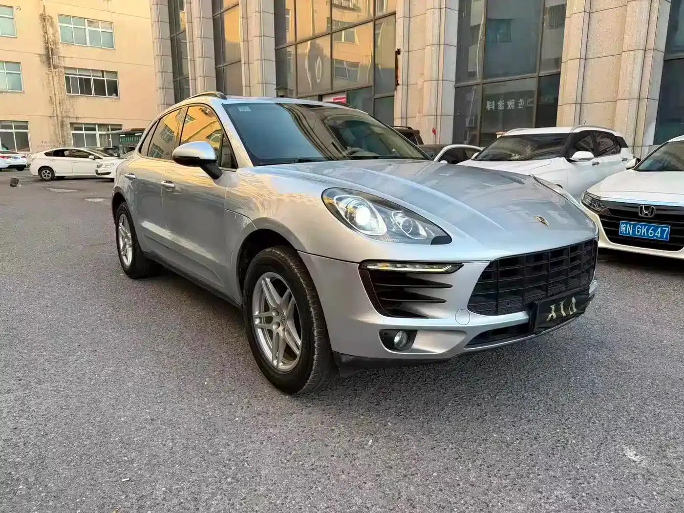 2014 Macan 2.0T — миниатюра 3