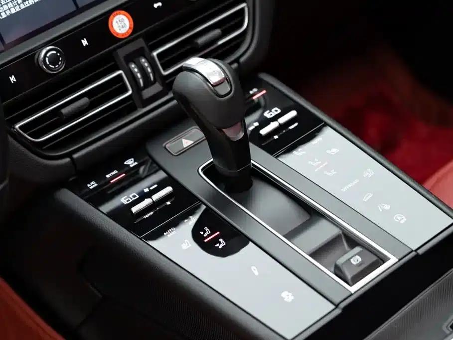 2022 Macan T 2.0T — миниатюра 14