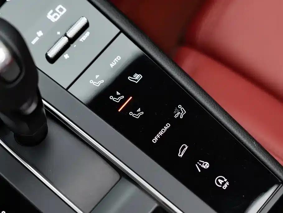 2022 Macan T 2.0T — миниатюра 21