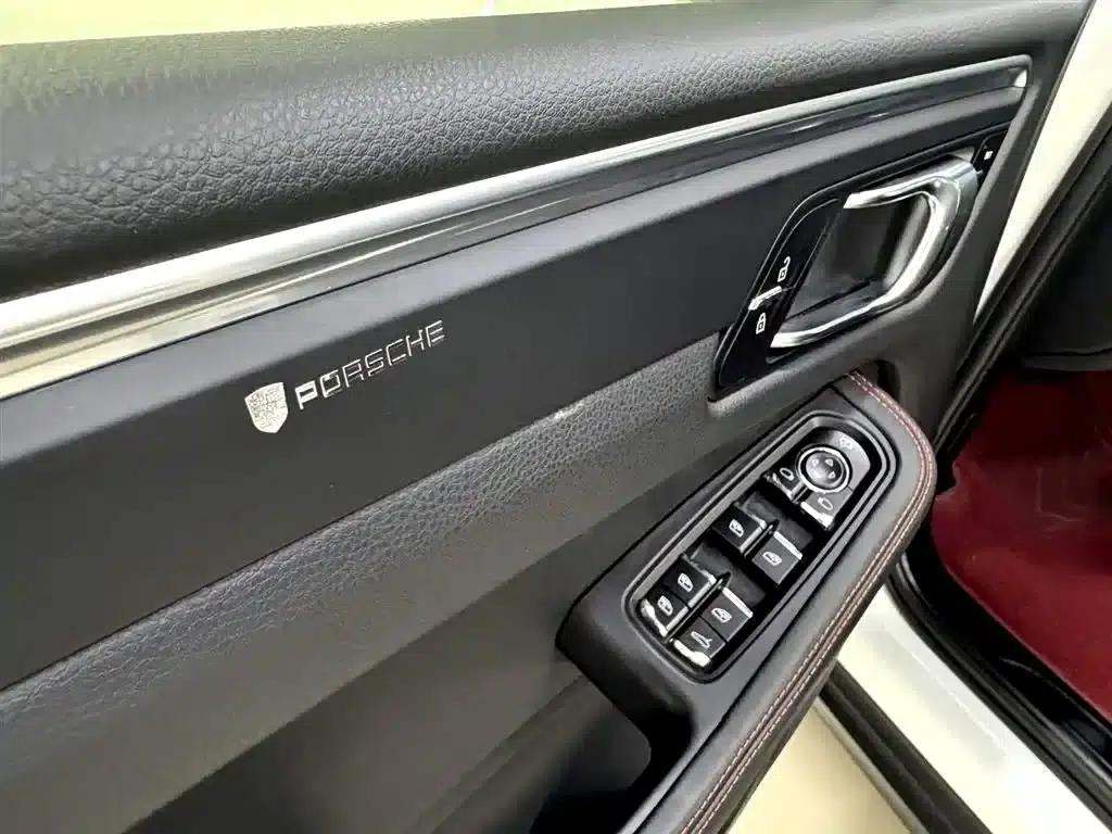 2023 Macan 2.0T — миниатюра 21