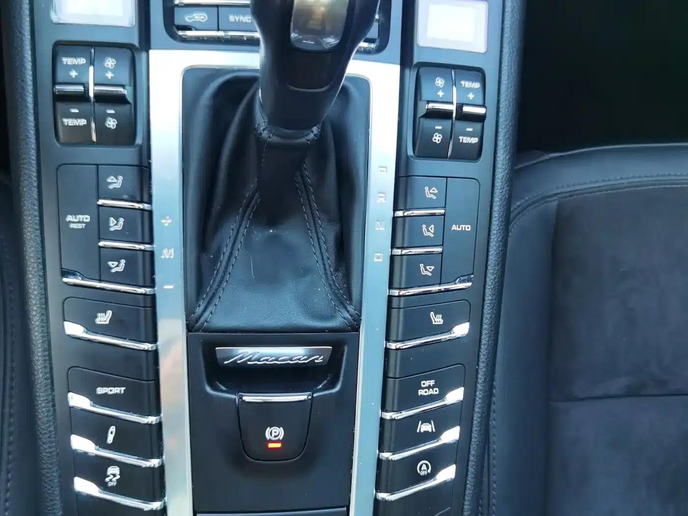 2017 Macan 2.0T — миниатюра 17