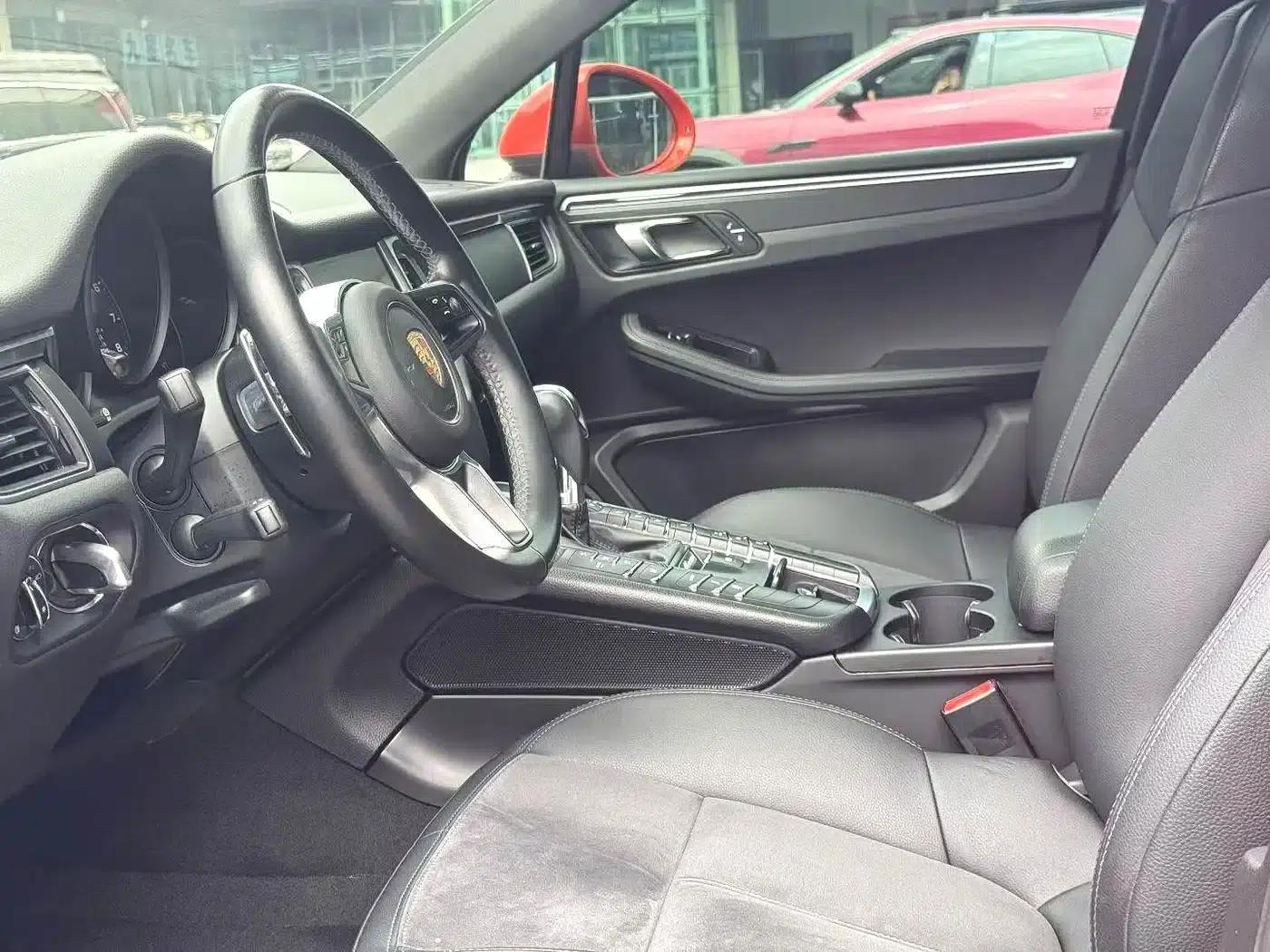 2017 Macan 2.0T — миниатюра 4