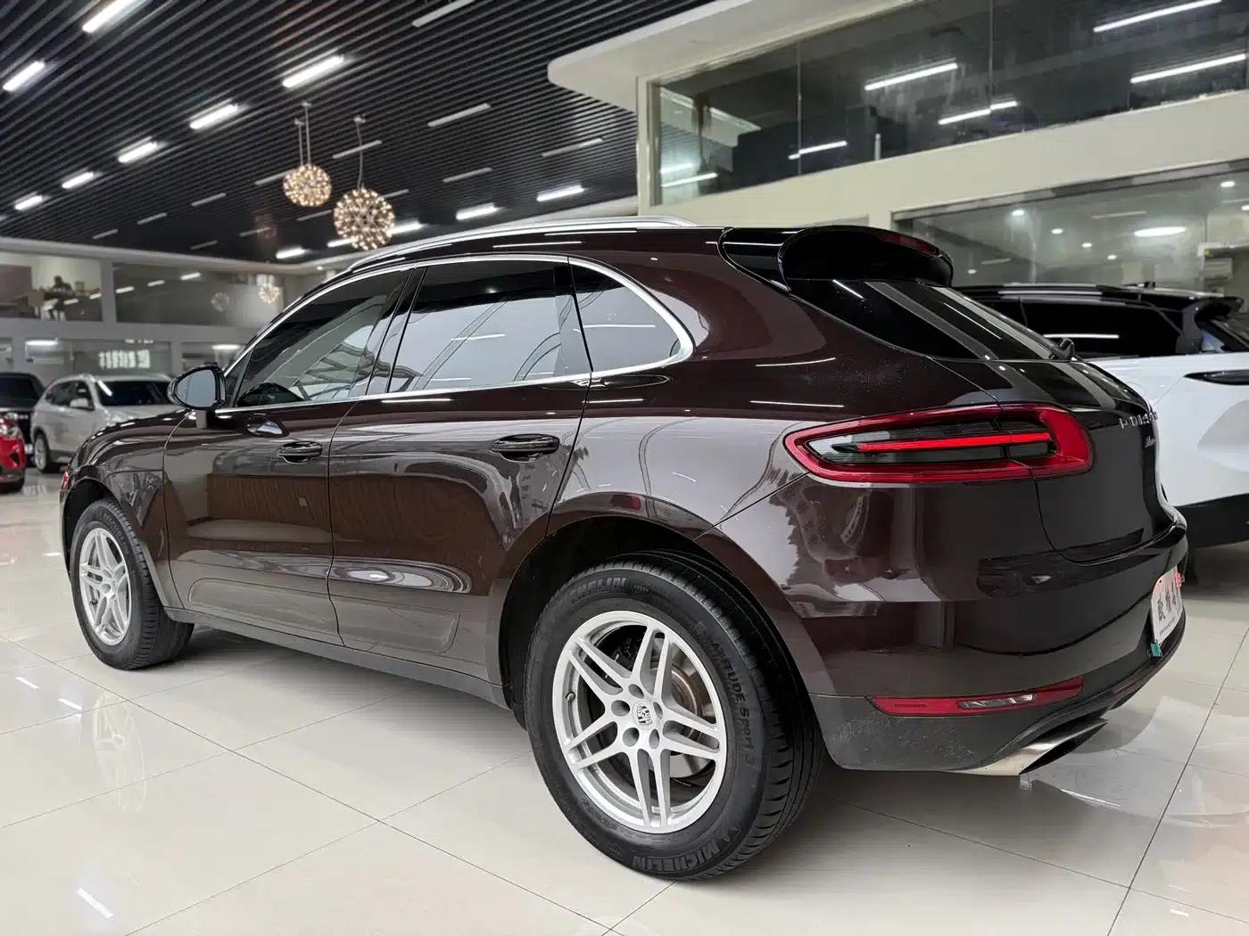 2017 Macan 2.0T — миниатюра 4
