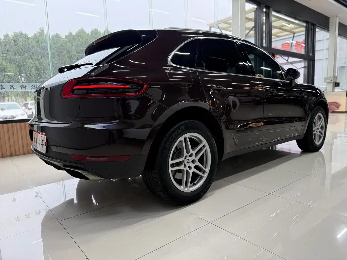2017 Macan 2.0T — миниатюра 6