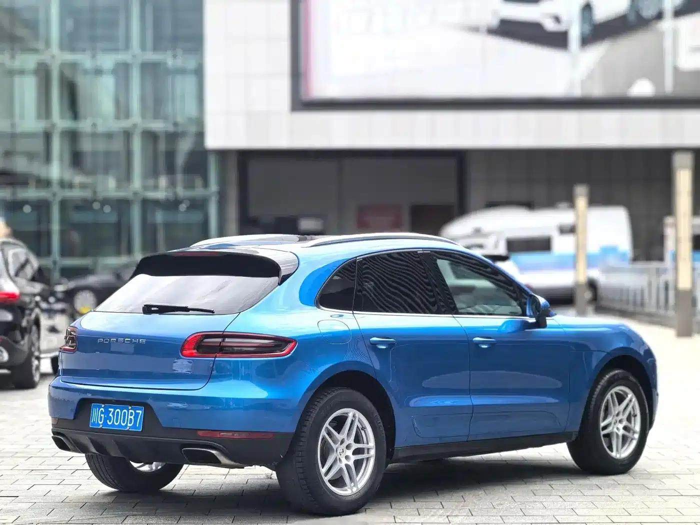 2016 Macan 2.0T — миниатюра 3