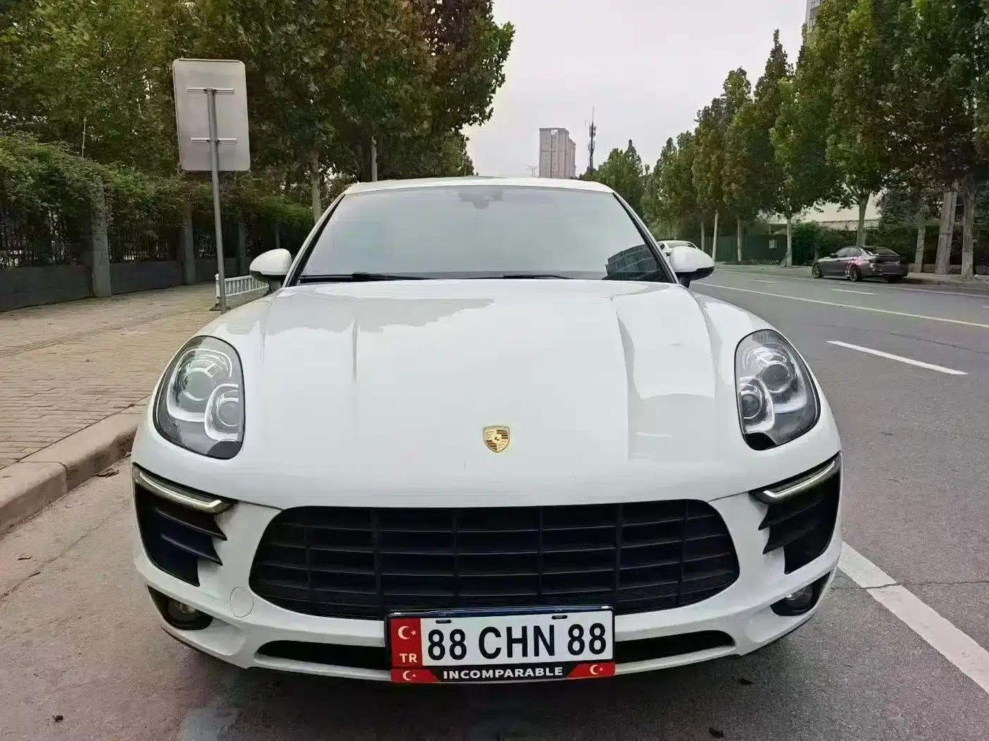 2017 Macan 2.0T — миниатюра 2